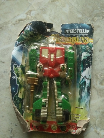 Transformer Interstellar Champion Mainan Koleksi Jadul- Gresik dan Surabaya