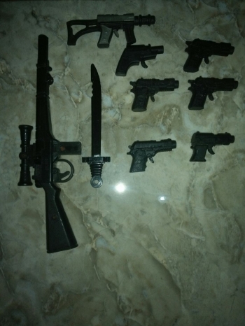 Senjata submachine gun, shotgun dan Pistol Mainan Koleksi Jadul- Gresik dan Surabaya